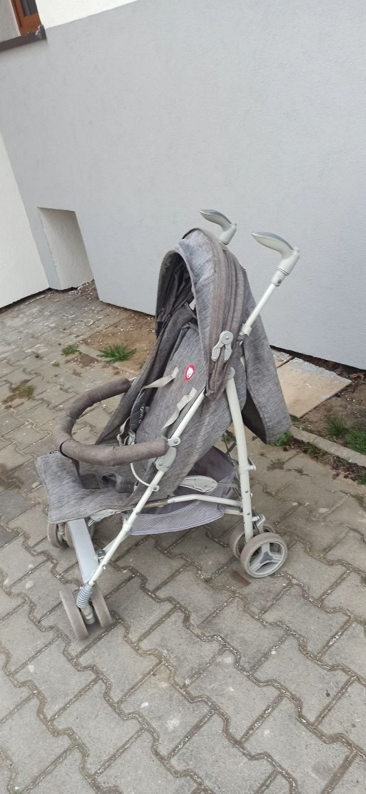 Sprzedam wózek spacerowy