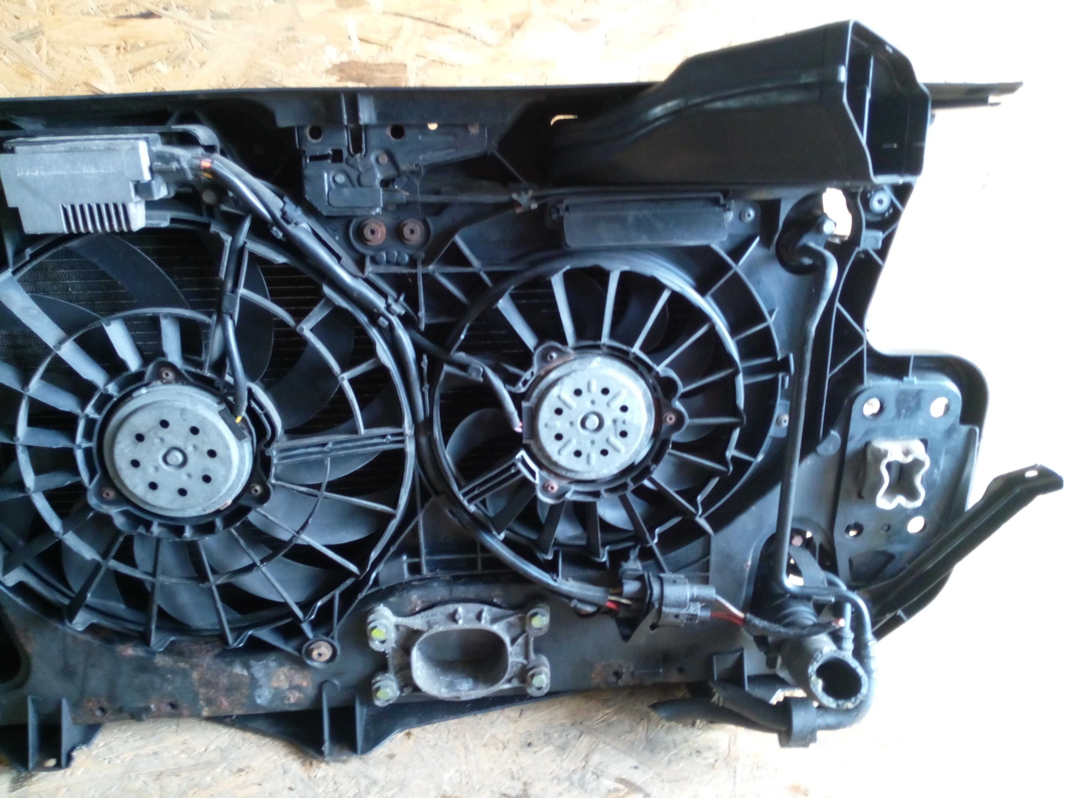 Audi A6 C6 3.2 FSI pas przedni wzmocnienie belka chłodnice wentylatory