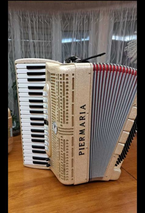 Akordeon Piermaria musette