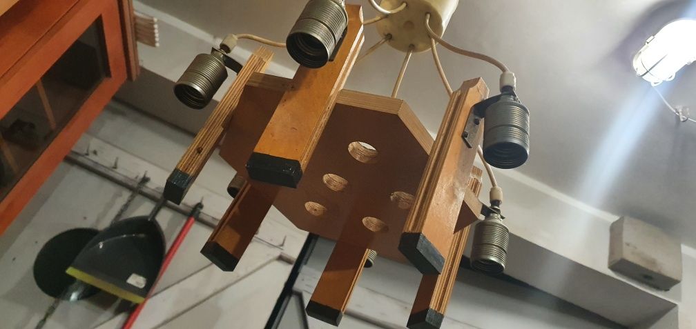 Lampa do warsztatu