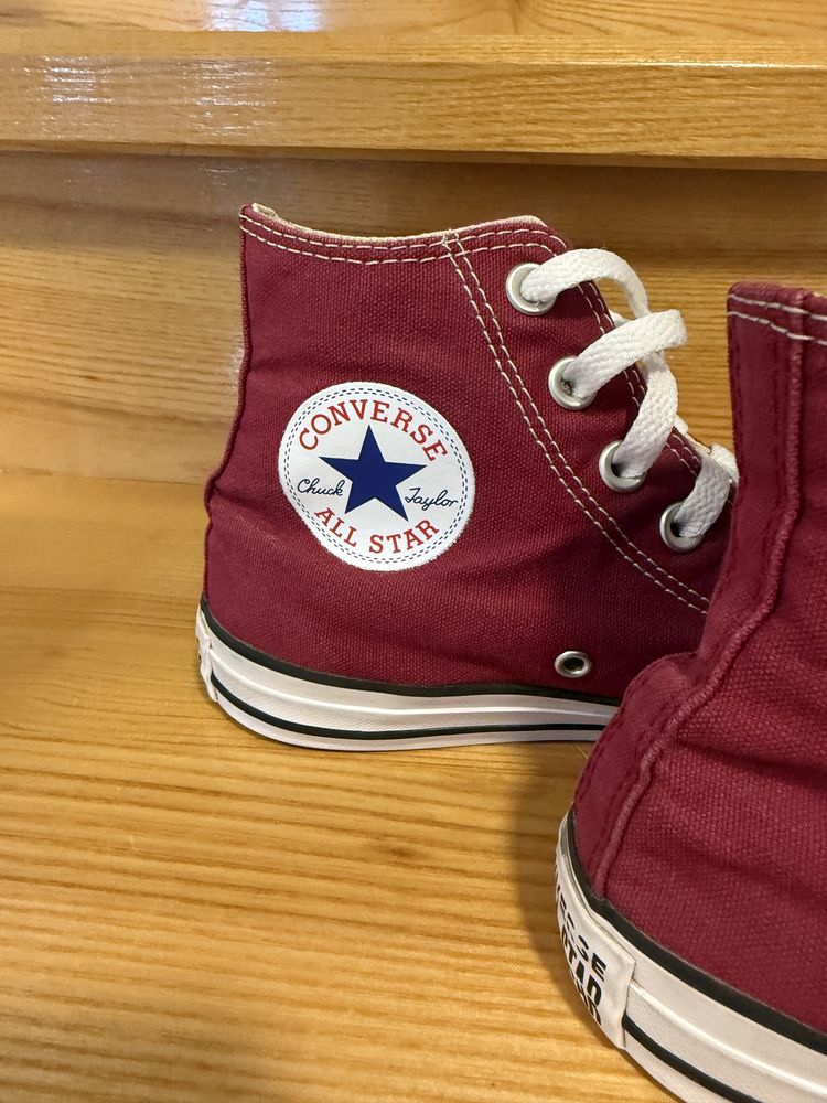 Buty converse bordo
