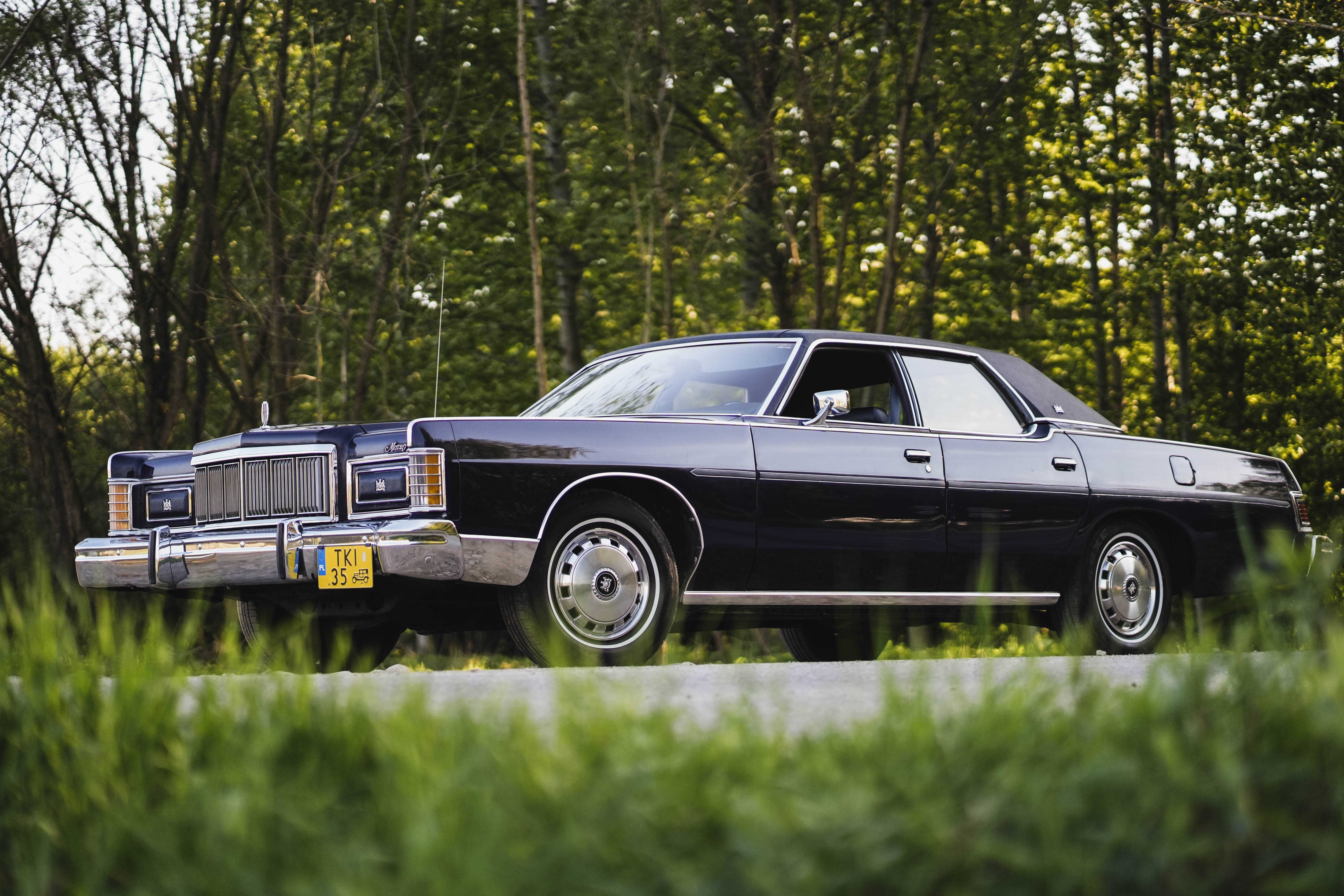 Samochód, auto do ślubu Mercury Marquis 77 rok.