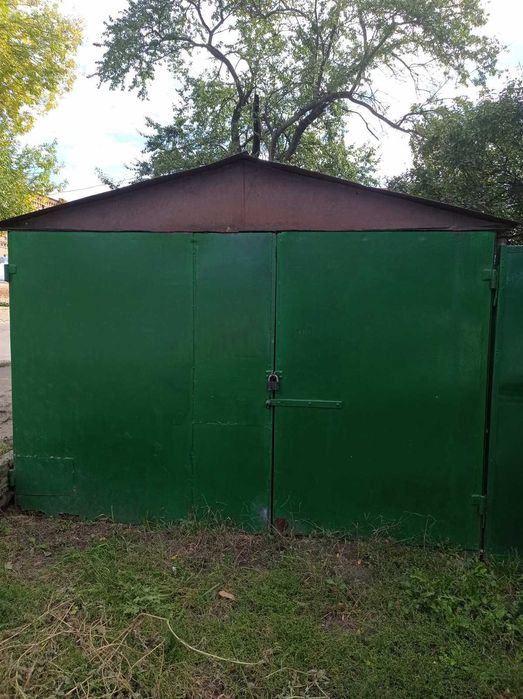 Оренда металевого гаража