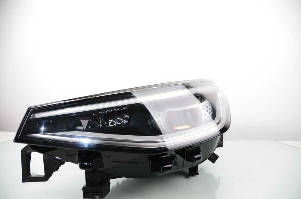 VW IQ FULL LED ID4 lewa lampa przednia