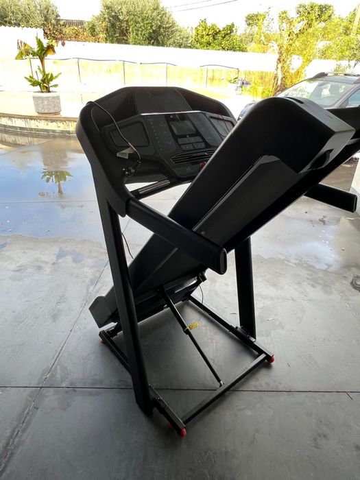 Passadeira decathlon T900D ainda sob garantia
