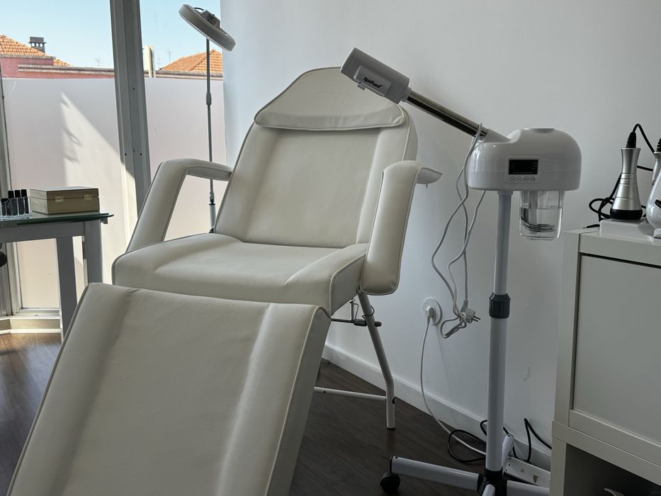 Marquesa de Estética RickiParodi Branca