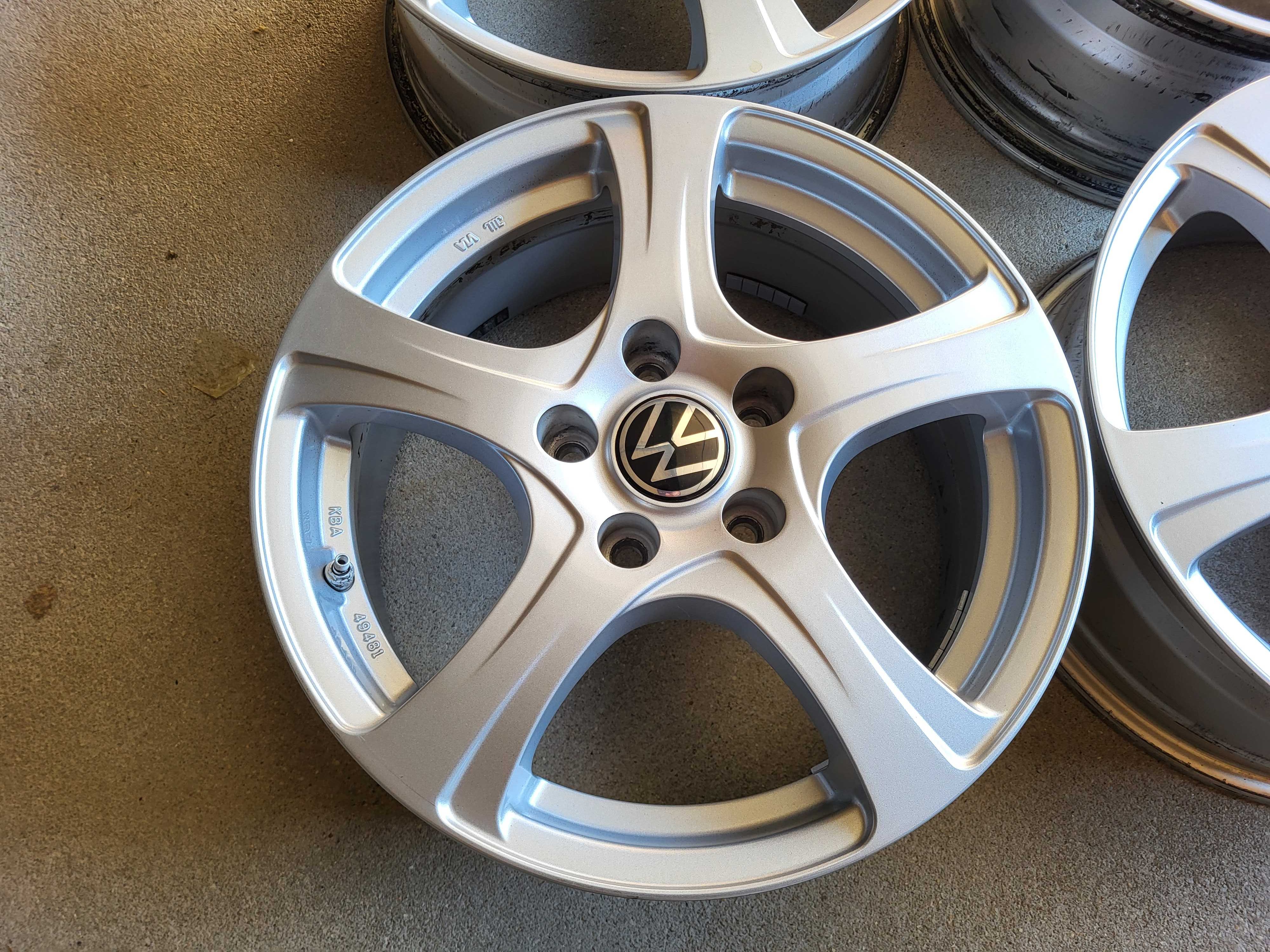 [666] Felgi aluminiowe 16 Cali 5x112 ET40 VW Golf Passat Touran