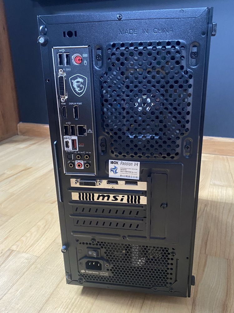 Zestaw PC do gier z TV.