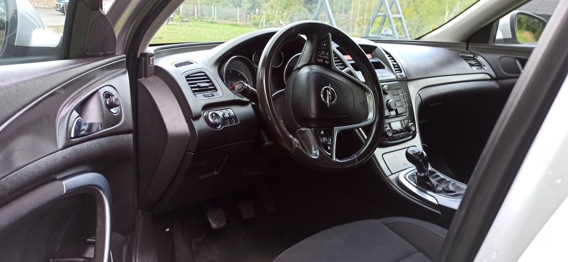 Opel Insignia 2011 rok