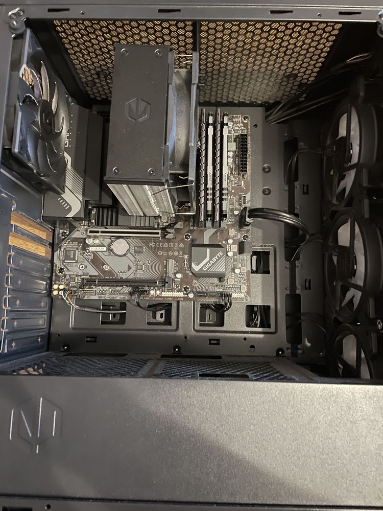 I5 13600kf Sprzedam komputer bez karty graficznej i zasilacza!!!