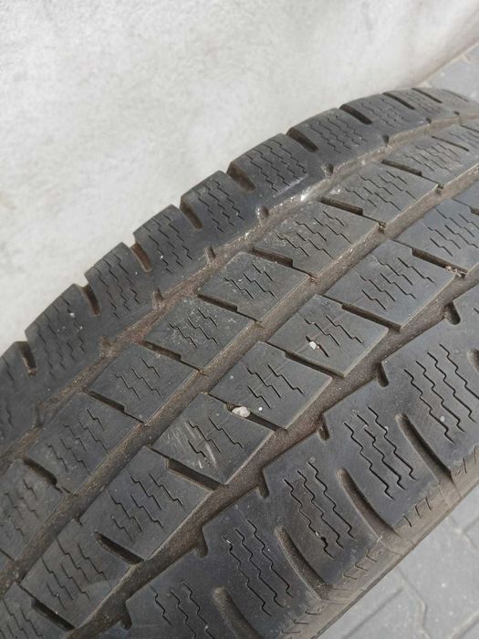 opona zimowa 195/75 R 16 C