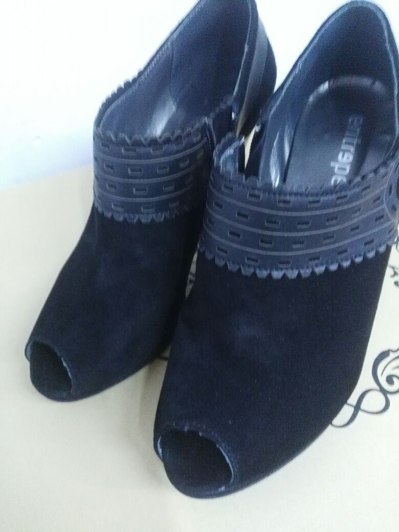 Botins como Novos