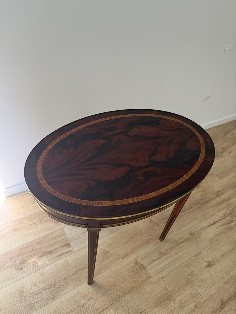 Mesa de entrada de madeira