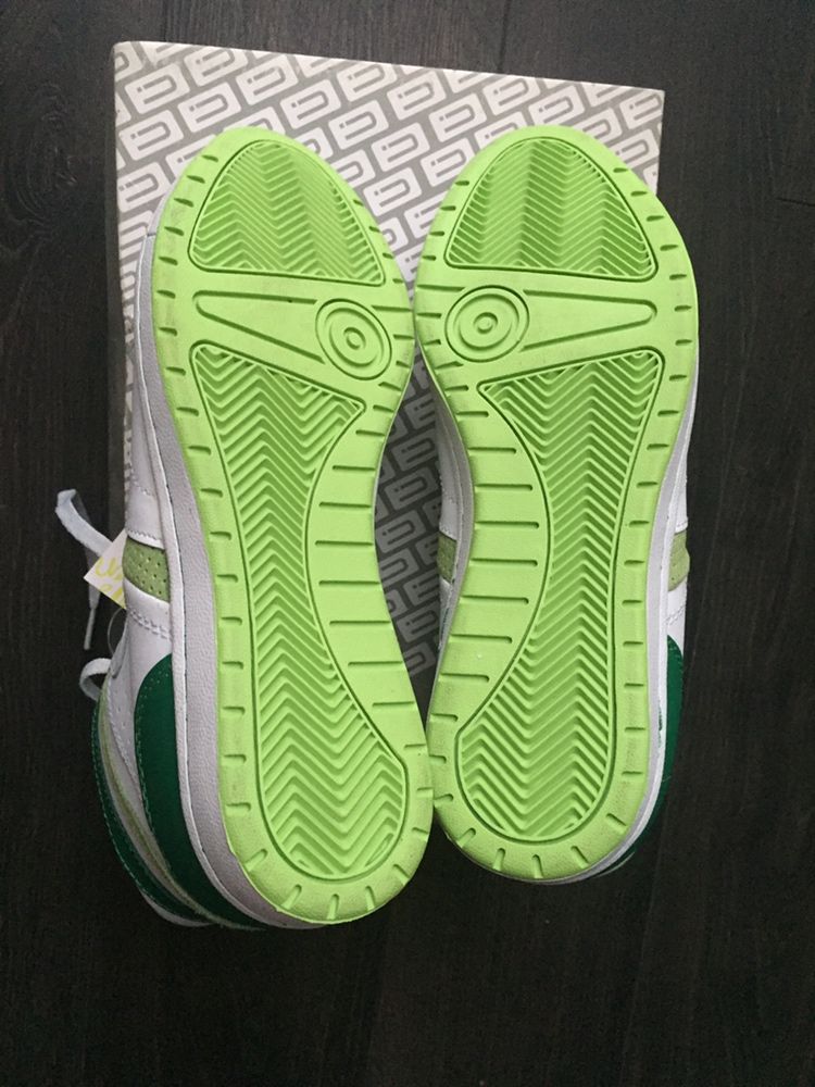 nowe buty firmy cropp rozmiar 38 zielono-białe