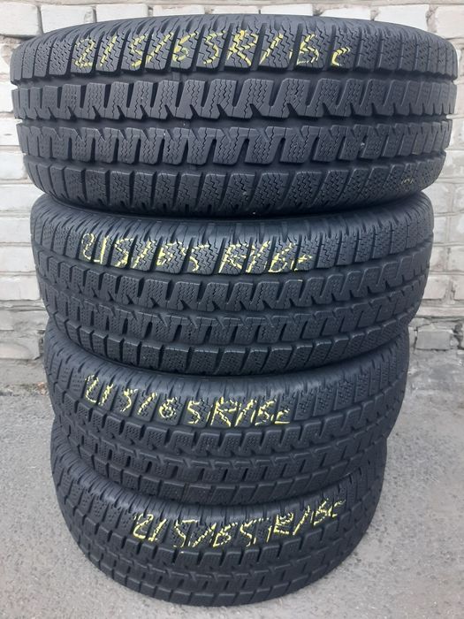 Шини б/у 215/65R16c Matador зима.