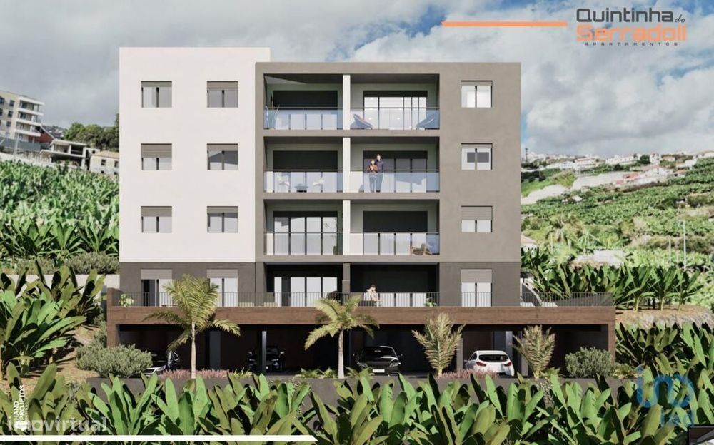 Apartamento T2 em Câmara de Lobos de 151,00 m2