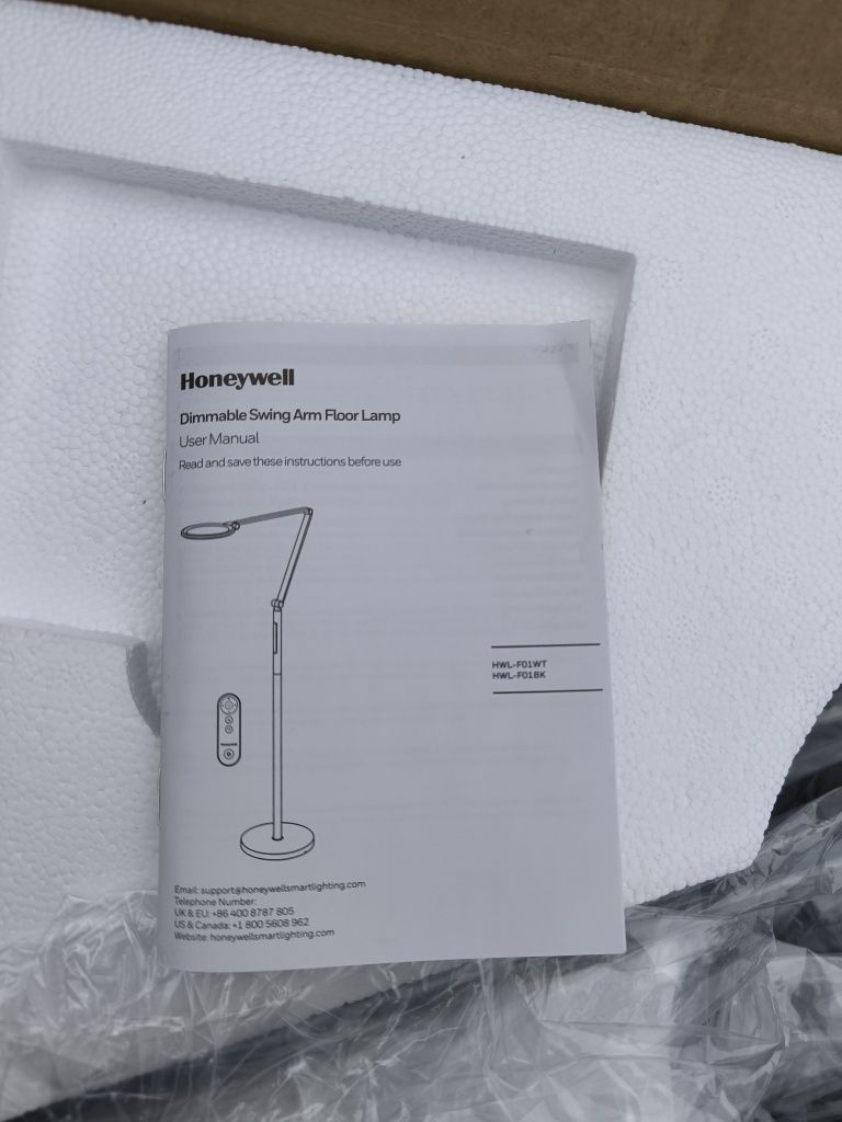 Lampa stojąca LED z pilotem Honeywell F01bk
