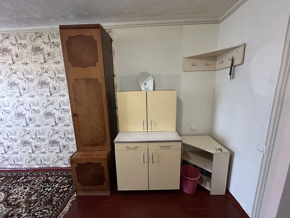 Продаж кімнати в гуртожитку