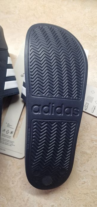 Шльопанці Adidas