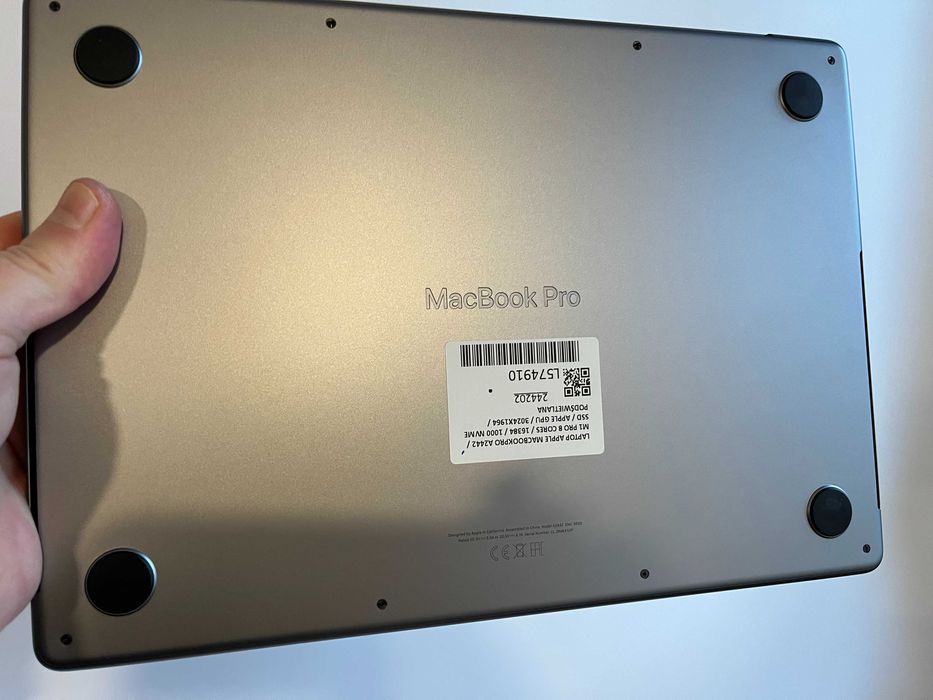 Laptop Apple MacBook A2442 Pro M1 Pro 16G 1000GB Space Gray 2021r FV23