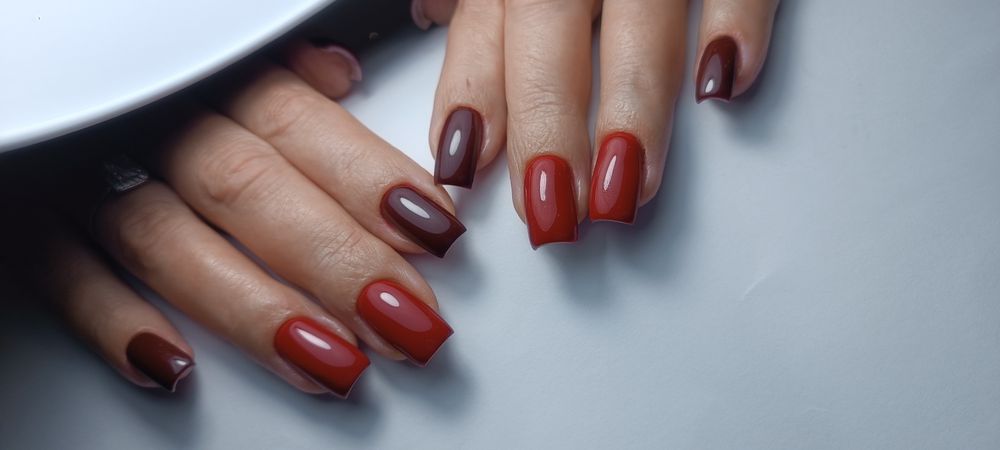 Manicure hybrydowy - żel, pedicure, henna brwi, regulacja