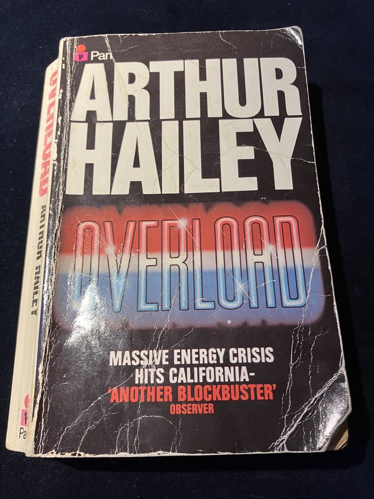 Książka "Overload", autor Arthur Hailey