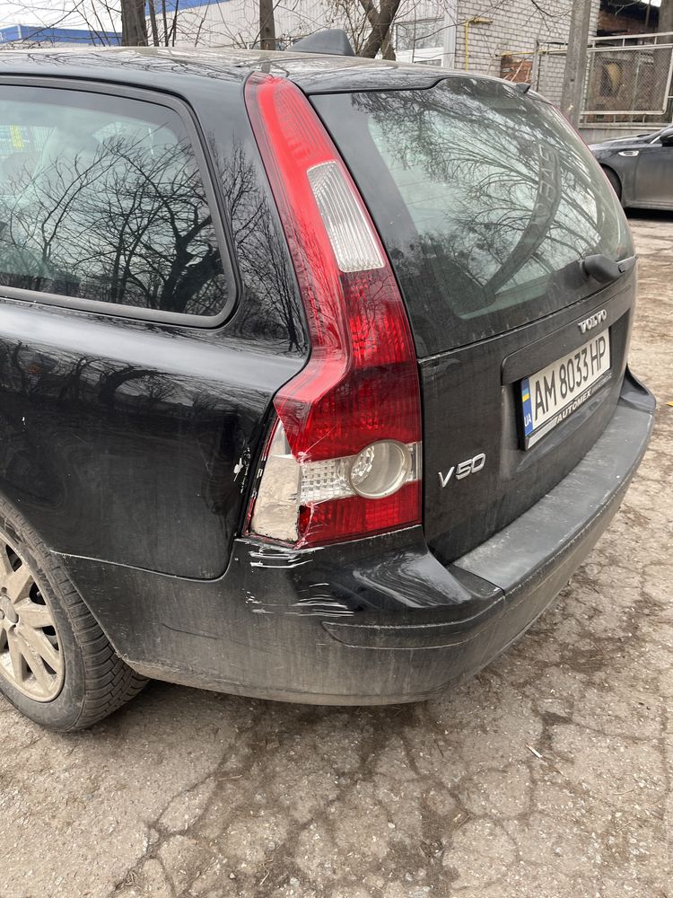 Исправный Задний левый Габарит, стоп, фонарь volvo v50, дорестайл