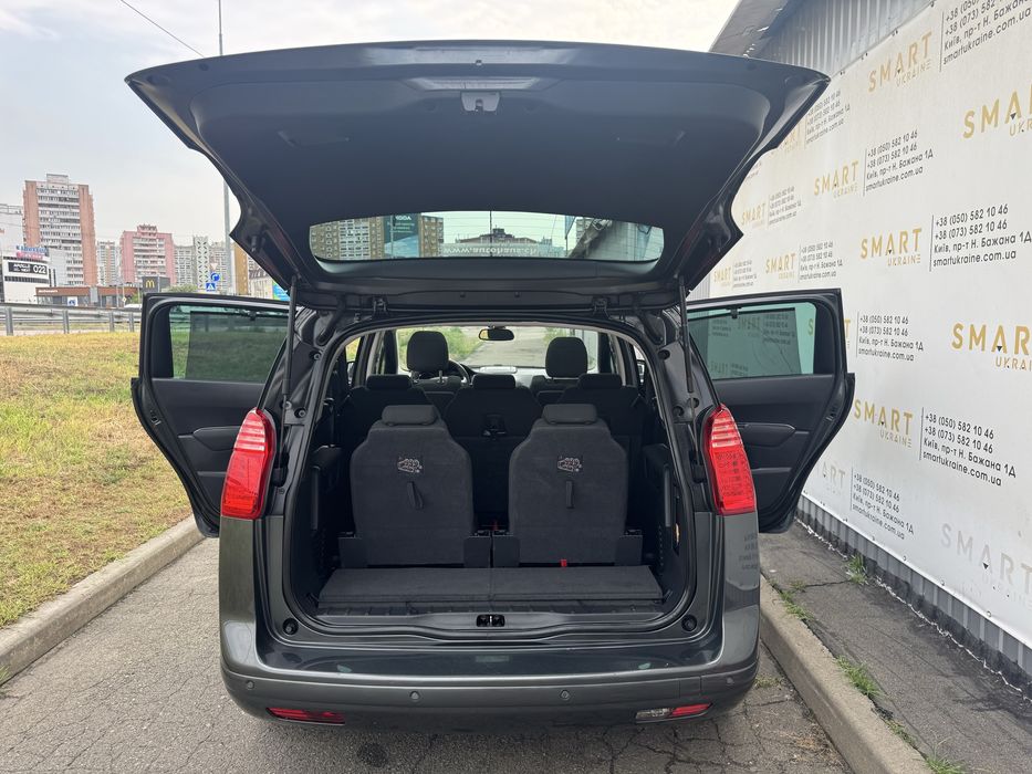 Peugeot 5008 1.6 tph з Швейцарії