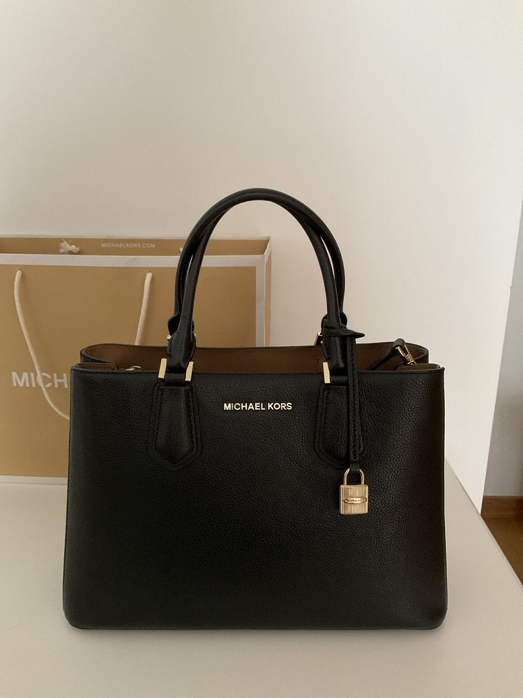 Mala Michael Kors