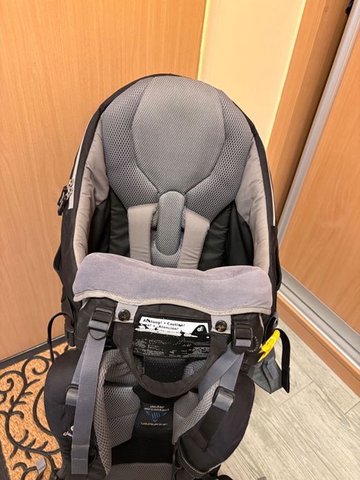 Nosidło turystyczne Deuter Kid Comfort Pro czarne szare