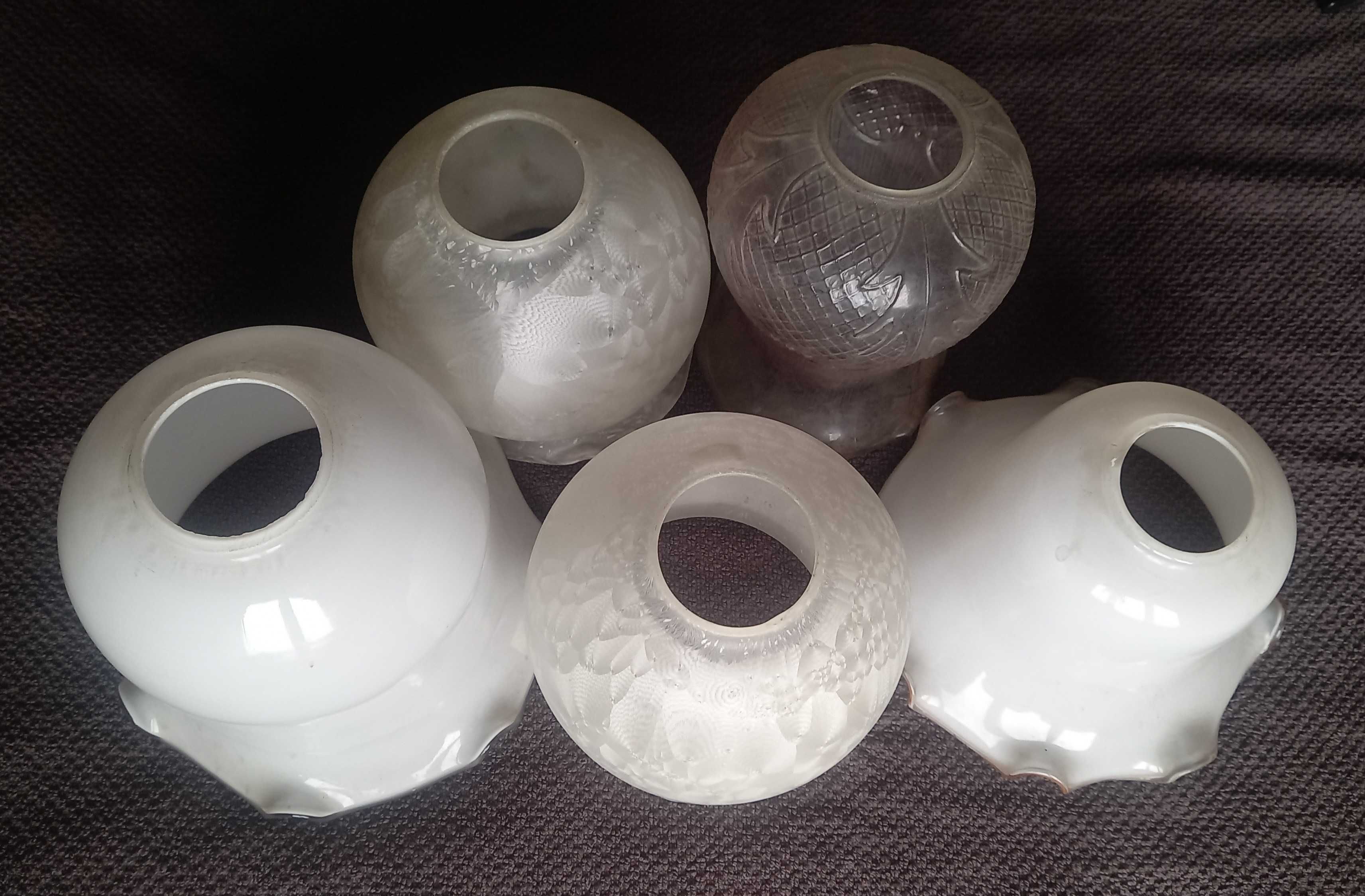 Lampa naftowa, klosze/tulipany
