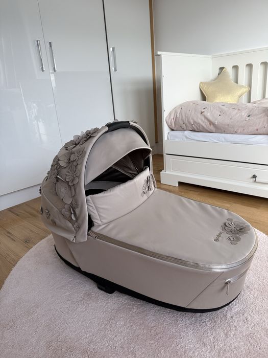 Cybex Priam 4.0 Simply Flowers Beige gondola