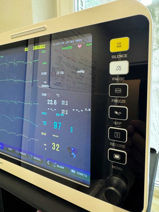 Kardiomonitor weterynaryjny dla zwierząt, monitor funkcji życiowych