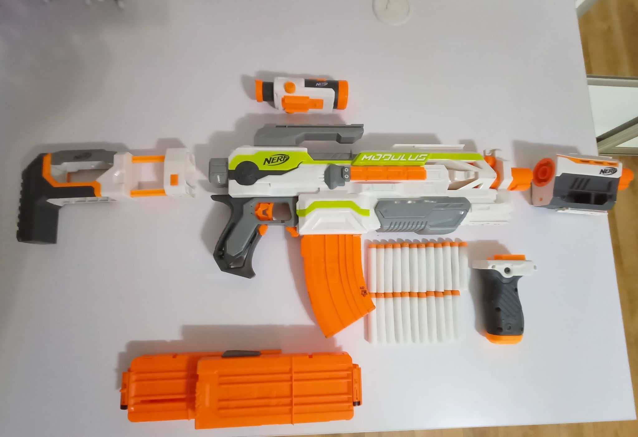 Pistolet Nerf Modulus + dodatkowy magazynek