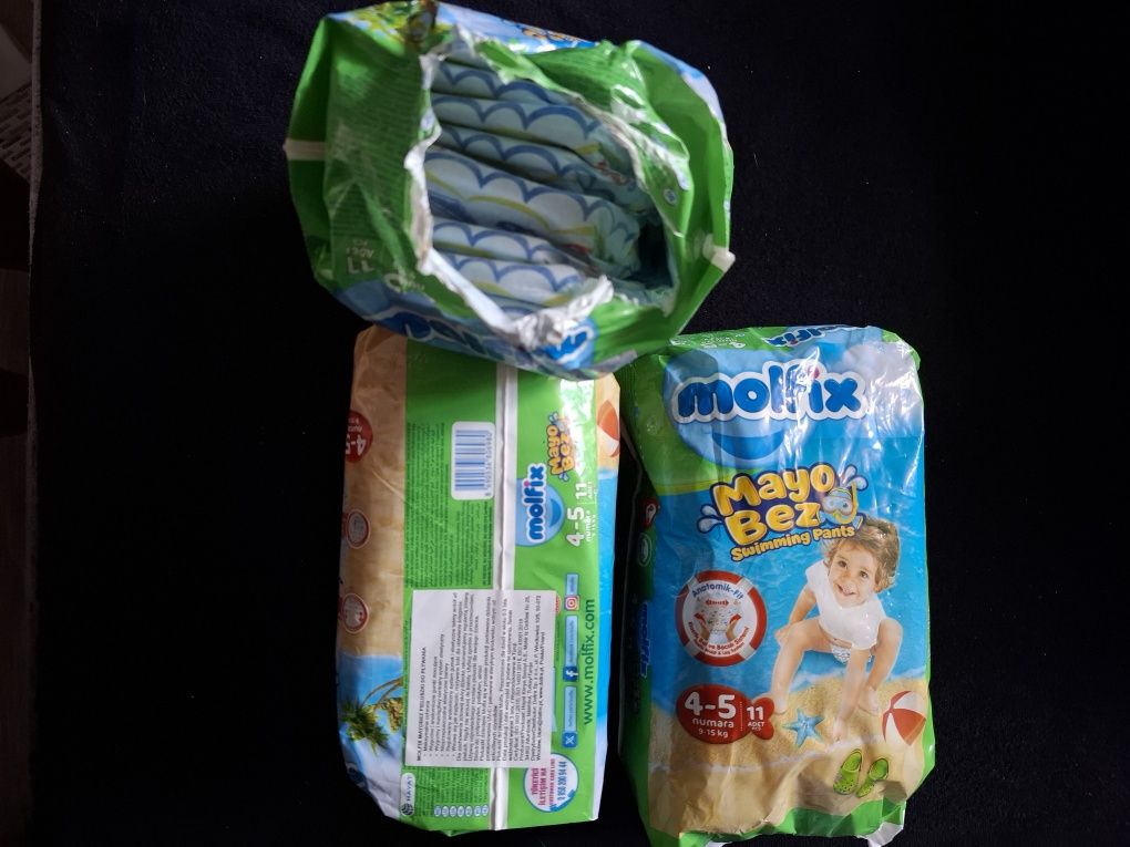 Pampersy do wody  9-15 kg (2paczki plus gratis)