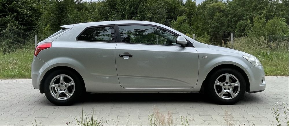 Kia ProCeed 1.6 CRDI 115 KM / bez DPF / bez dwumasy / łańcuch rozrządu