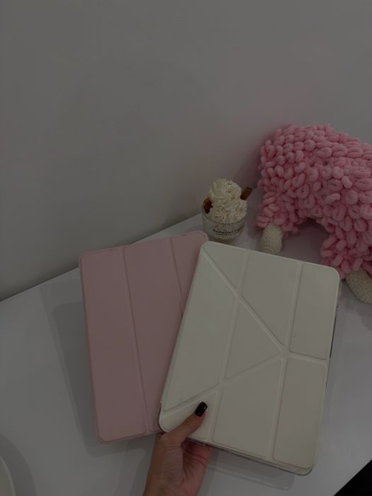 Чохли на iPad 11