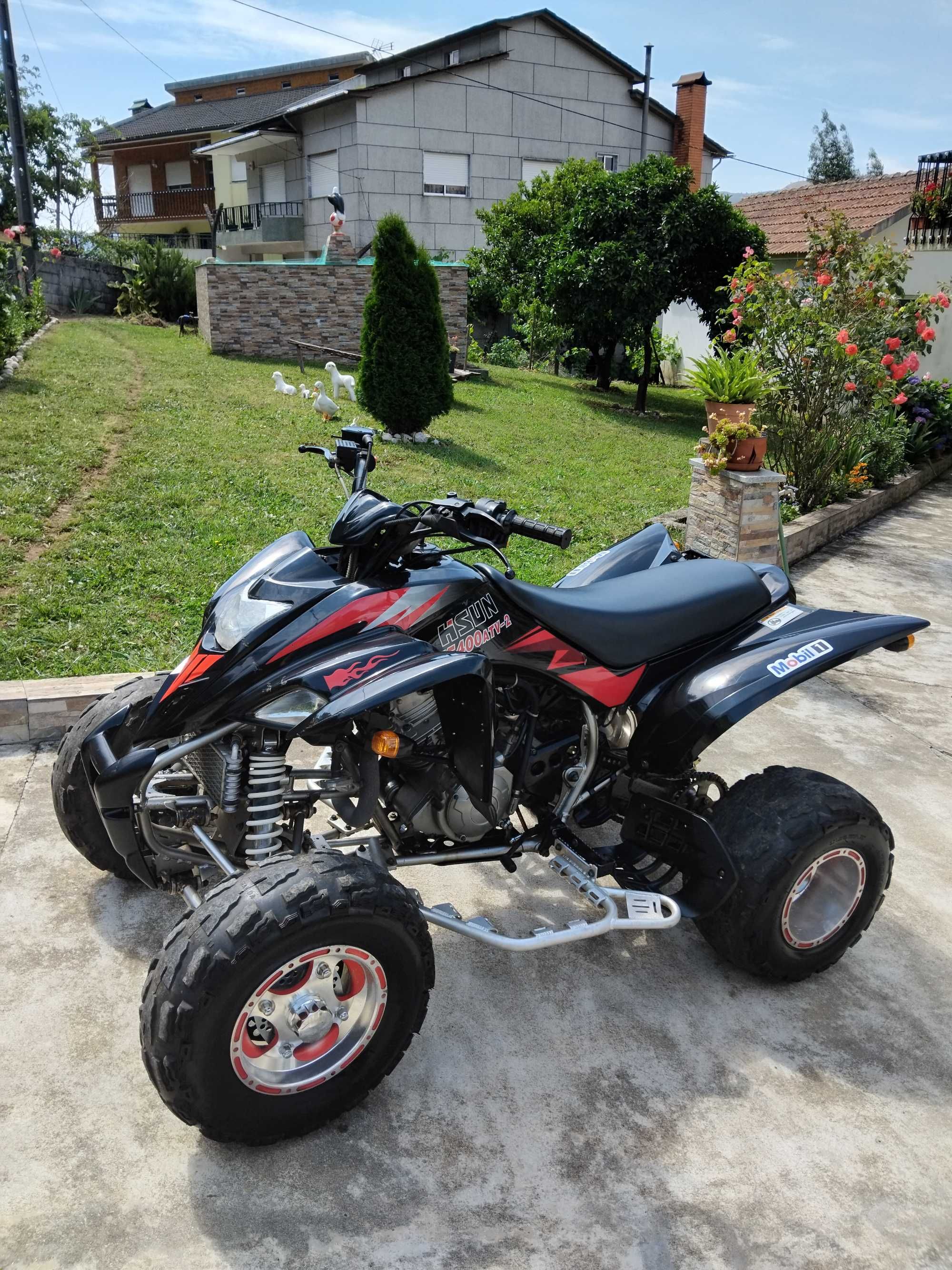 Moto Quatro 400 HSUN