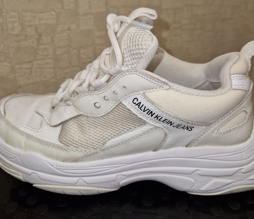 Продам  кроссовки оригинал Calvin Klein 25.5 см.