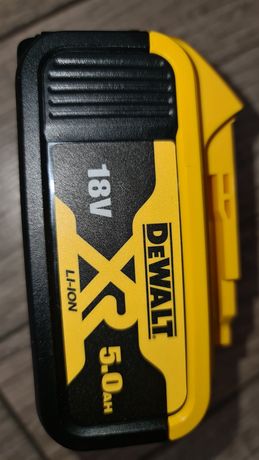 Аккумуляторная батарея DeWALT DCB184