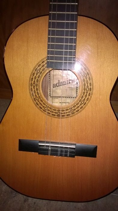 Guitarra iniciação musical