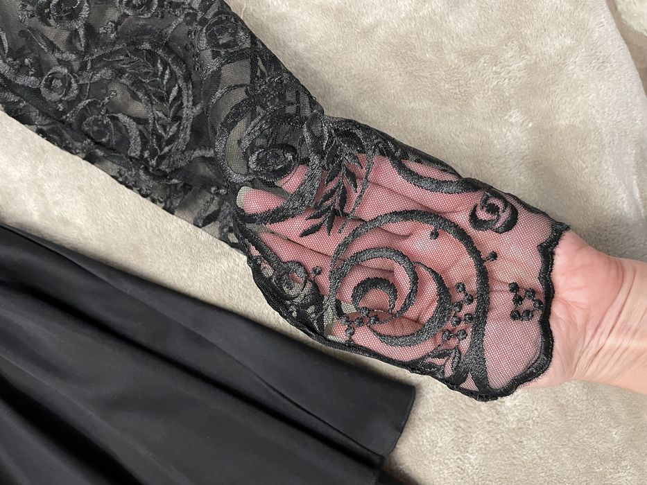 Вечірня сукня