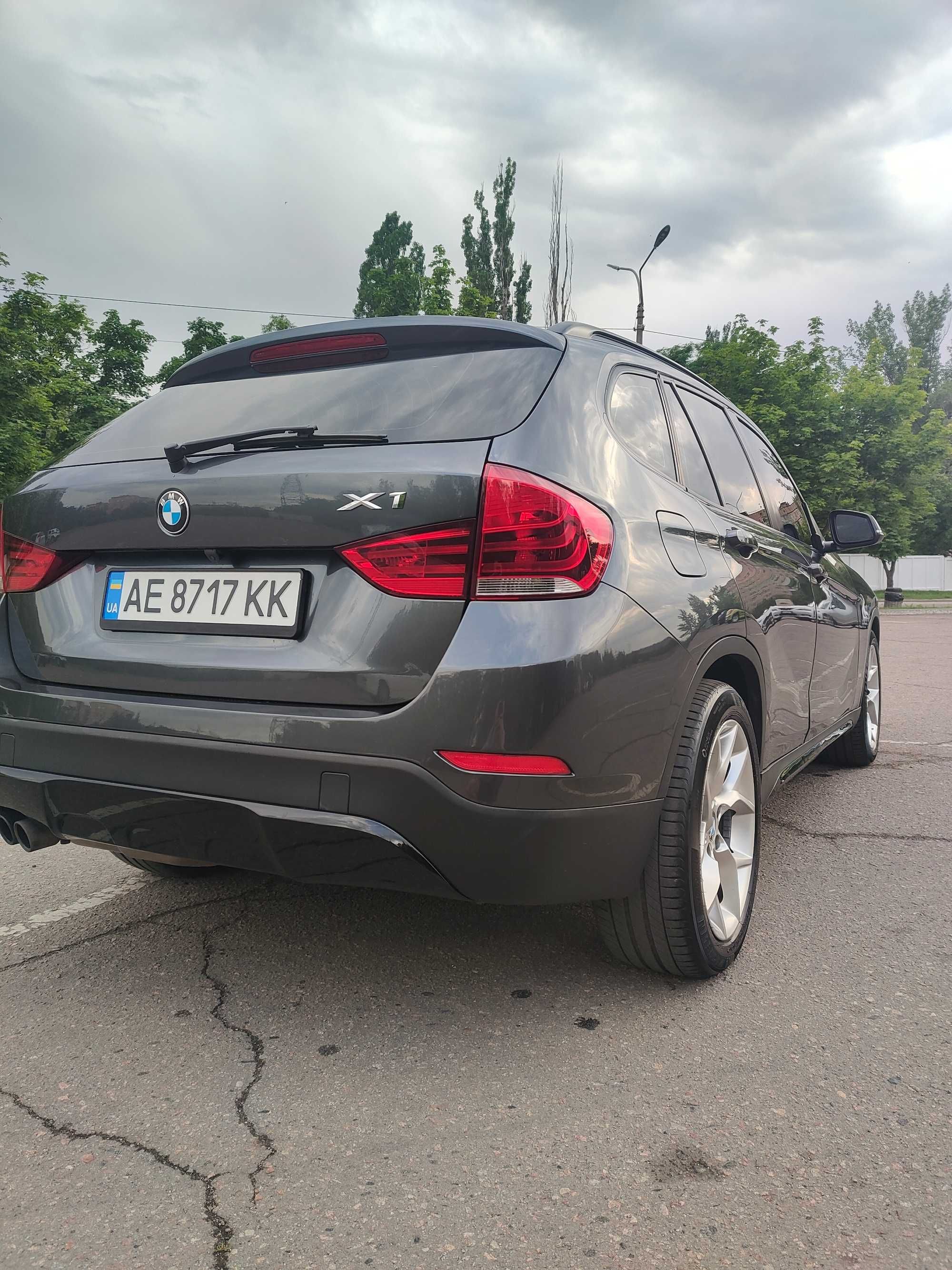 Продам БМВ х1 2014 xDrive 28i