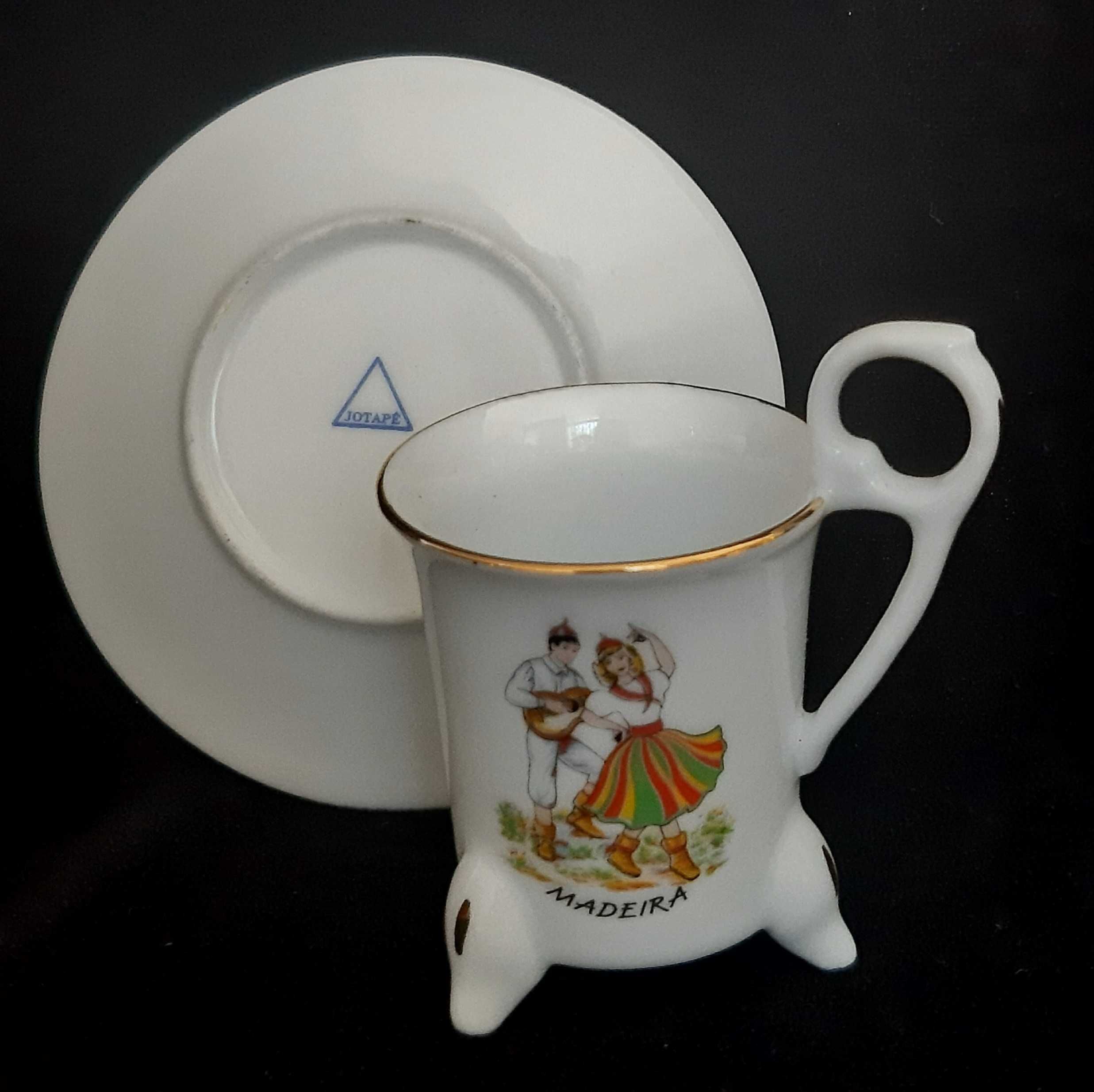 Chávena de Porcelana da Madeira