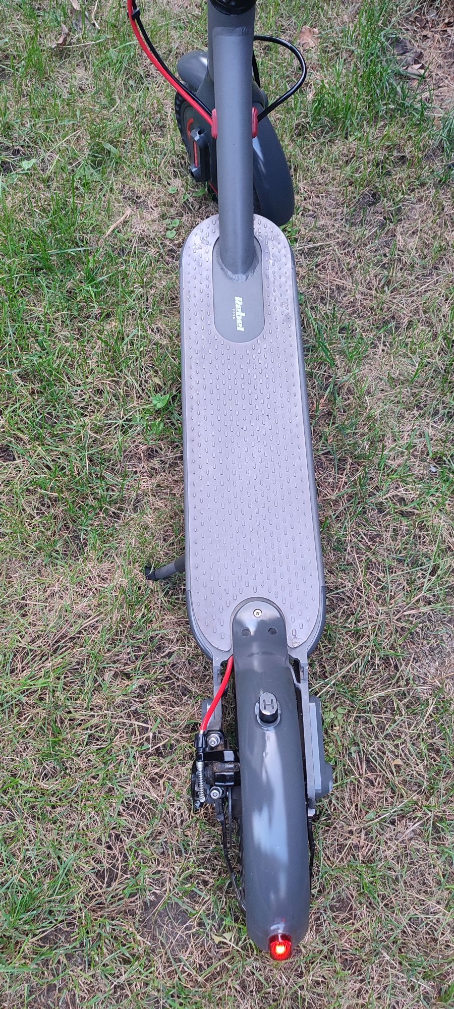 Hulajnoga elektryczna Rebel Fast Wheels PRO