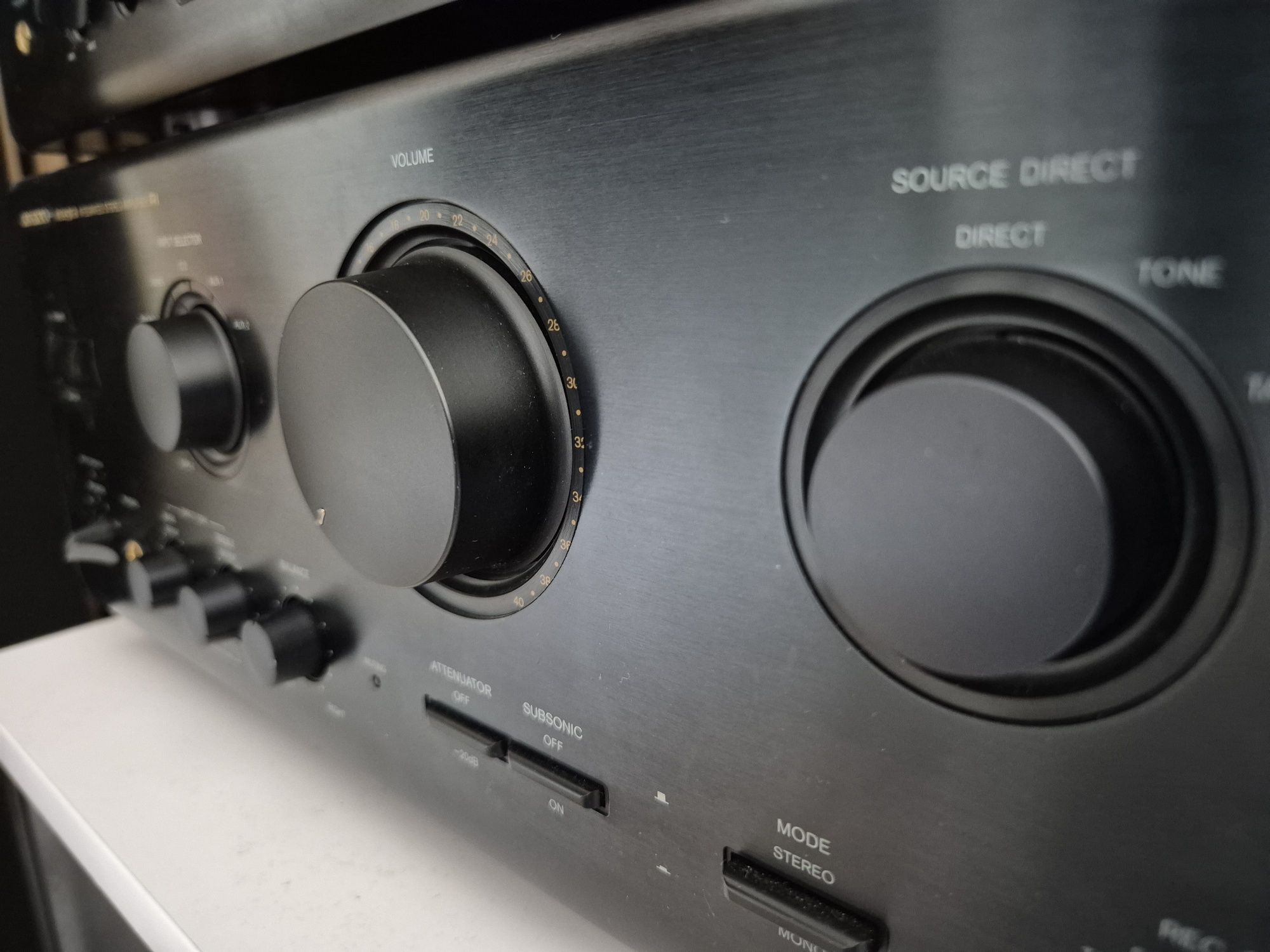 Wzmacniacz Onkyo Integra 8850 + pilot