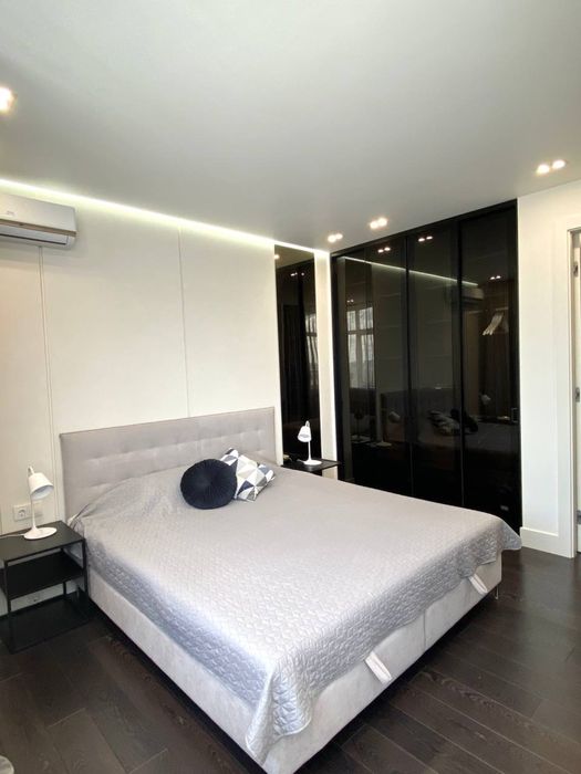 Новобудова з генератором! Дизайнерська євродвушка по вул. Освіти 16-А