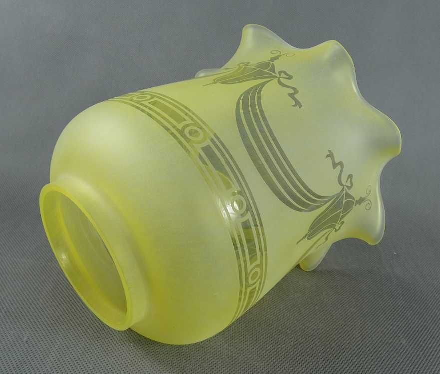 Żółty TULIPAN klosz LAMPA NAFTOWA secesja kwiat 8,6 cm