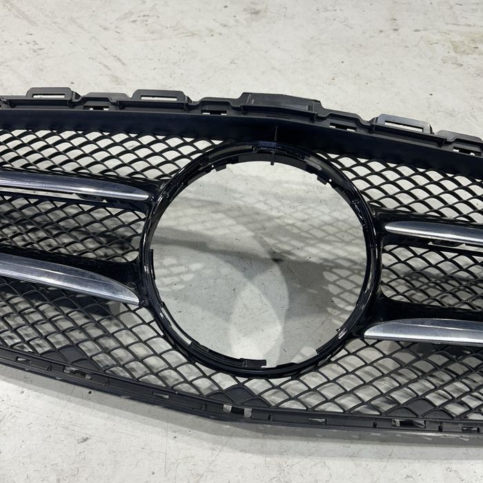 Grelha Original Mercedes Classe C W205