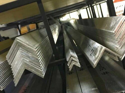 Уголок алюминия,  угол алюминиевый, кутник алюміній